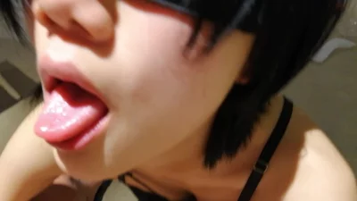 [原创]做梦也没想到幼师老婆能这么骚现在已经可以口爆吃精了